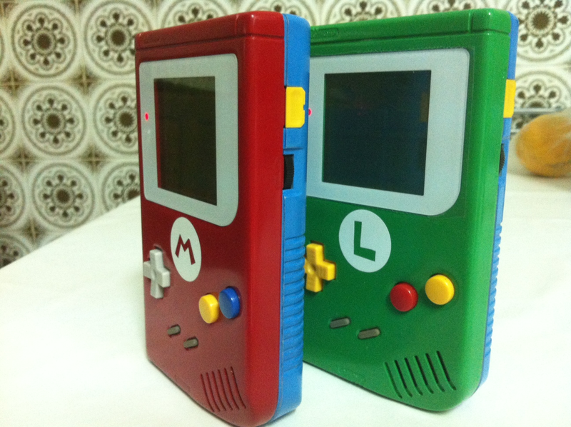 Illustration for article titled Turning The Game Boy Into Art